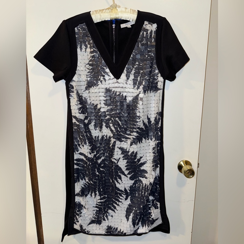 NWT Women's Reed Fern Paillette Sheath Dress, Size: Small